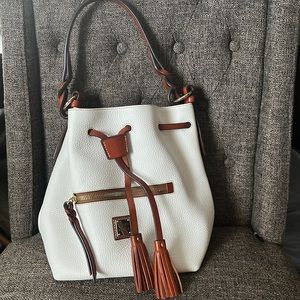 Dooney & Bourke bag